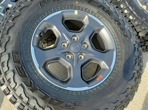 2022 jeep gladiator wheel specs